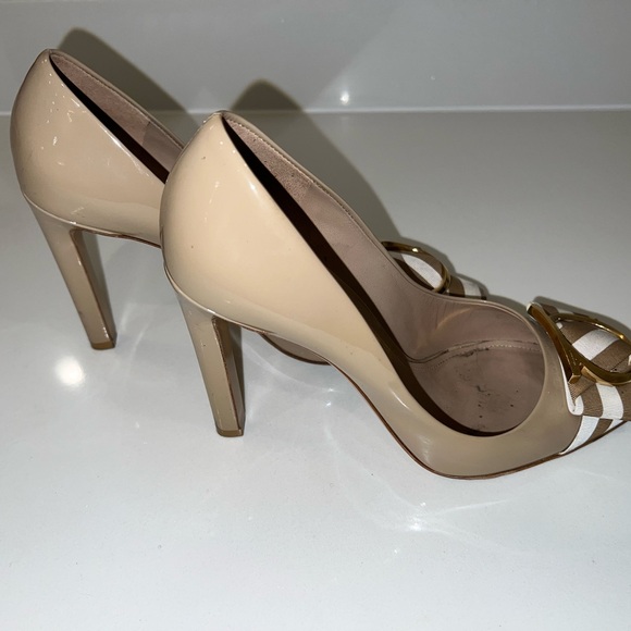 Salvatore Ferregamo Women’s Heels - Picture 4 of 5